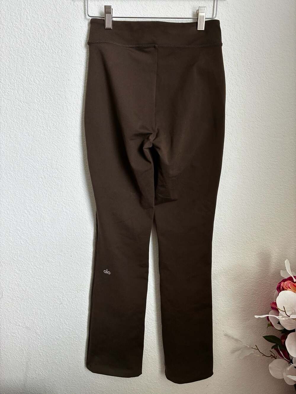Alo Yoga Espresso High-Waist Airbrush Pintuck Lounger Flare Leggings XS